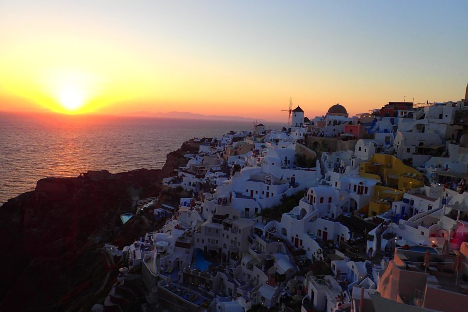 Santorini Sunset Views: Exploring the Best Trails for a Scenic View