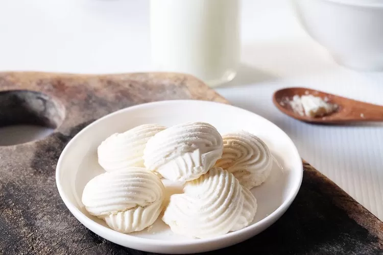 Kue Bagea Sagu: Camilan Tradisional yang Renyah, Wangi, dan Penuh Cerita dari Maluku 3 Kue Bagea Sagu