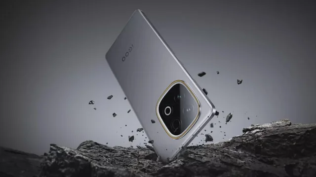 iQOO Z10